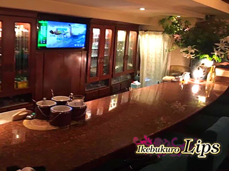 三軒茶屋スナック Lounge Lips～リップス～
