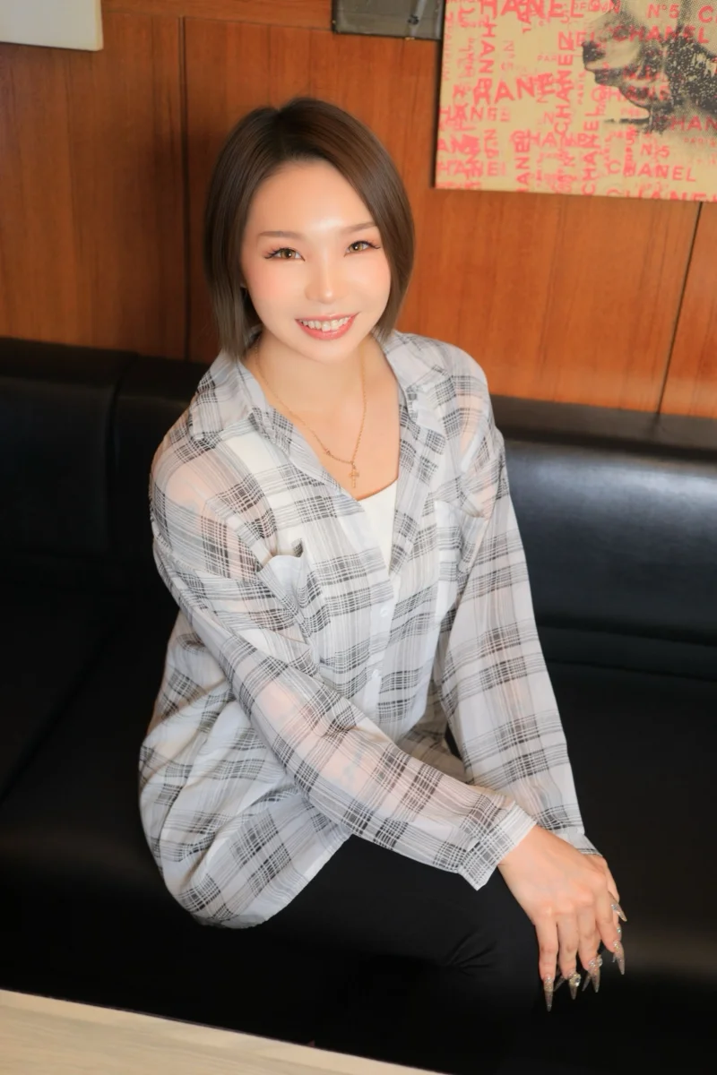 新宿スナック SHARE TABLE 女性求人 2
