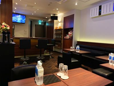 会員制ラウンジ 穂乃果