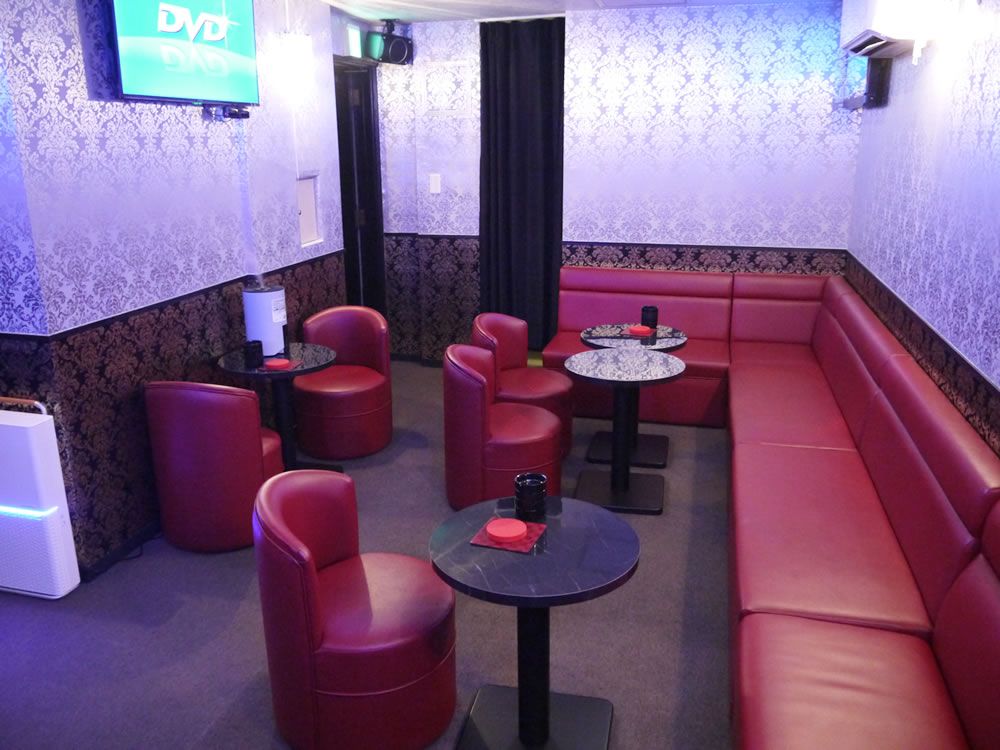 後楽園スナック Lounge 9