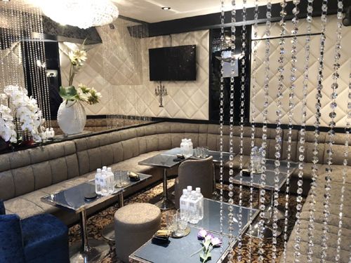 萩山スナック Lounge 凛