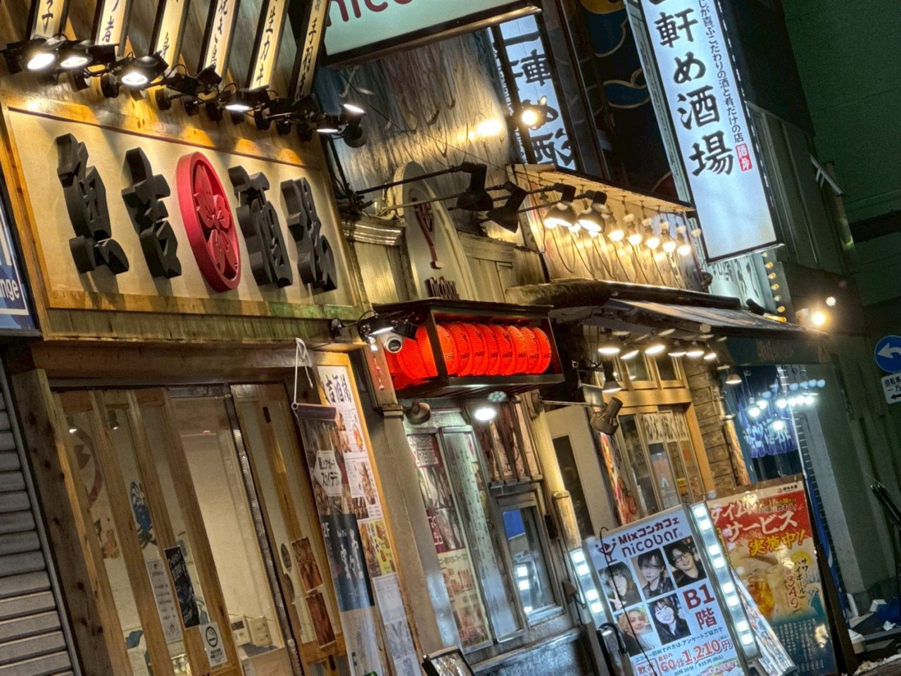 池袋のスナック文化を味わう夜 ― 大人が集う「第二の居場所」