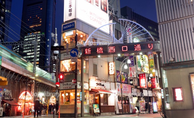 新橋のスナックの魅力とは?初心者でも楽しめる理由とおすすめの楽しみ方を徹底解説